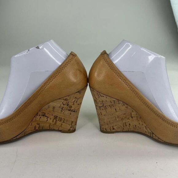 TORY BURCH British Tan Leather Gold Logo Peep Toe US 8 M Slip-on Wedge Heel Pump - Picture 8 of 12